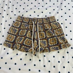 Quilt print sweat shorts